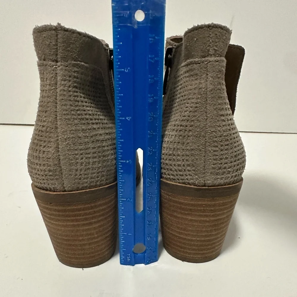 🤠 Lucky Brand Ponic Suede Western Ankle Booties - Titanium Grey (Size 6.5, NIB) - Picture 7 of 12